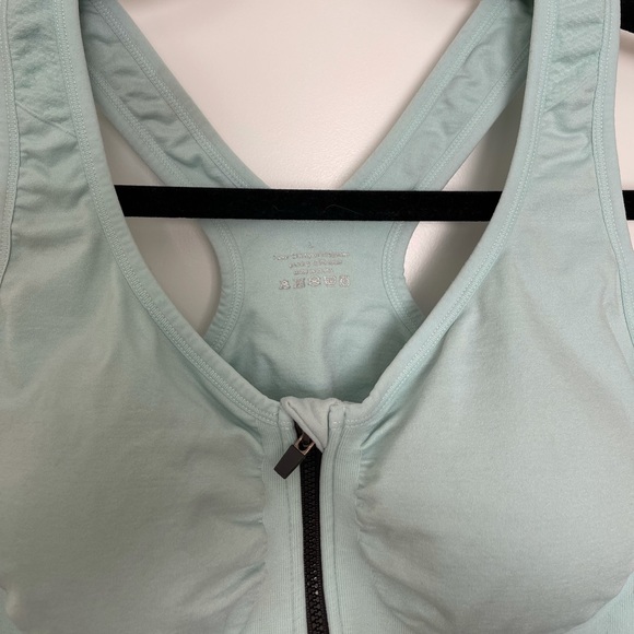 Light Blue Sports Bra 🦋 - Picture 2 of 8
